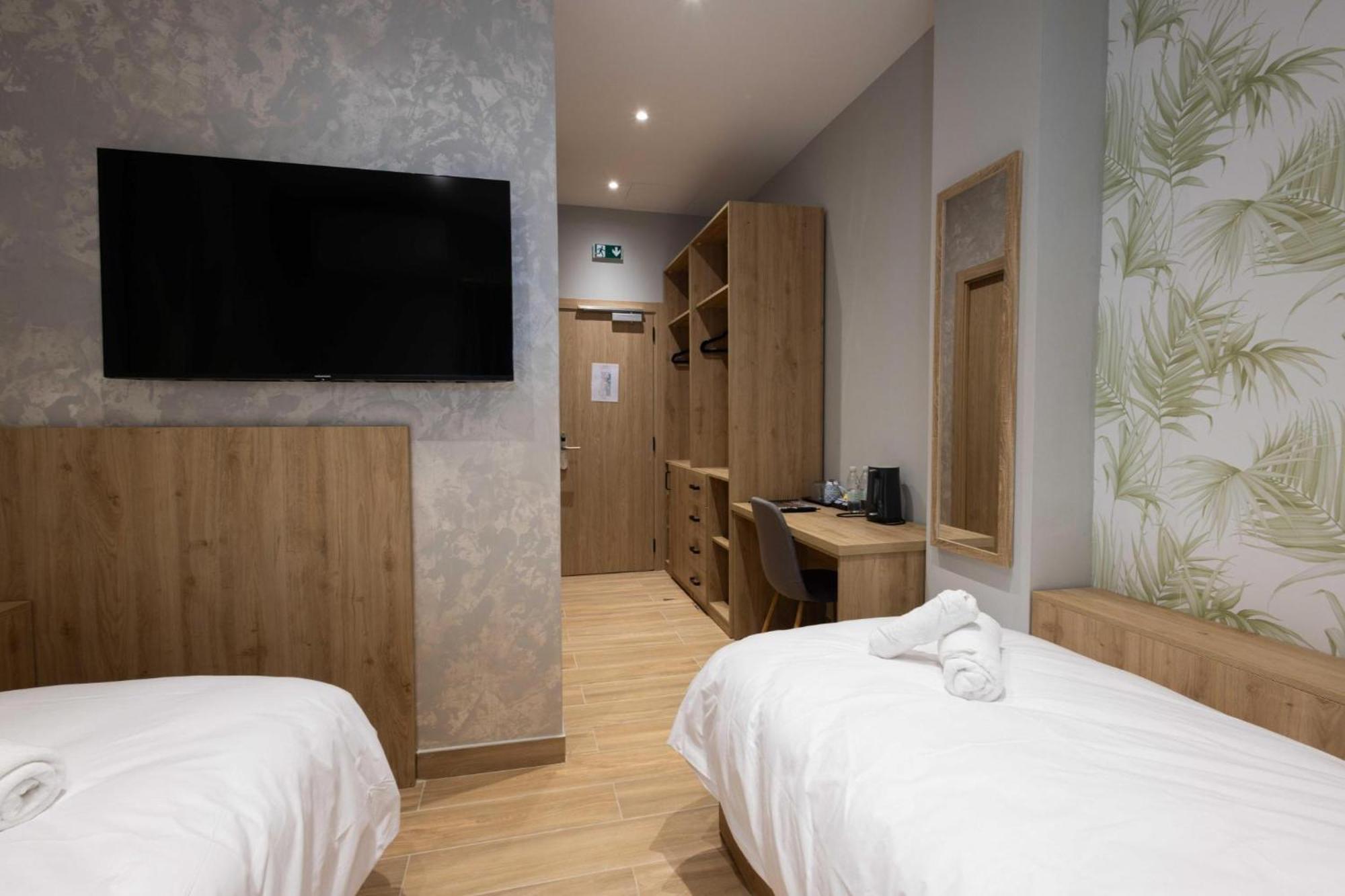 University Boutique Rooms Msida Exterior photo